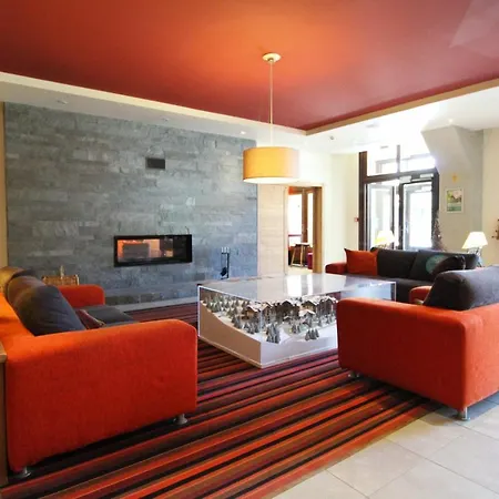 1-bed In 5* With Mountain Views, In, Out Apartment Flaine