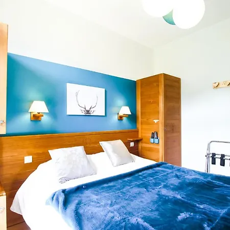 1-bed In 5* With Mountain Views, In, Out